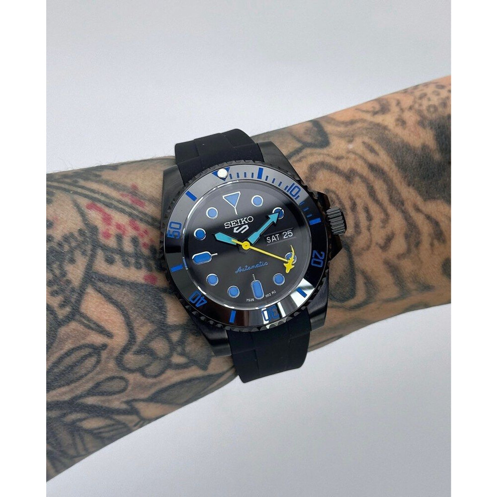 Custom Seiko Mod • Blue Black Day-Date Submariner w/ Yellow Shark • 40mm